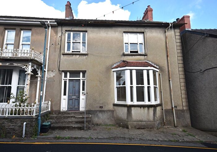4 Bedroom Semi-Detached House For Sale In High Street, Llandysul, SA44
