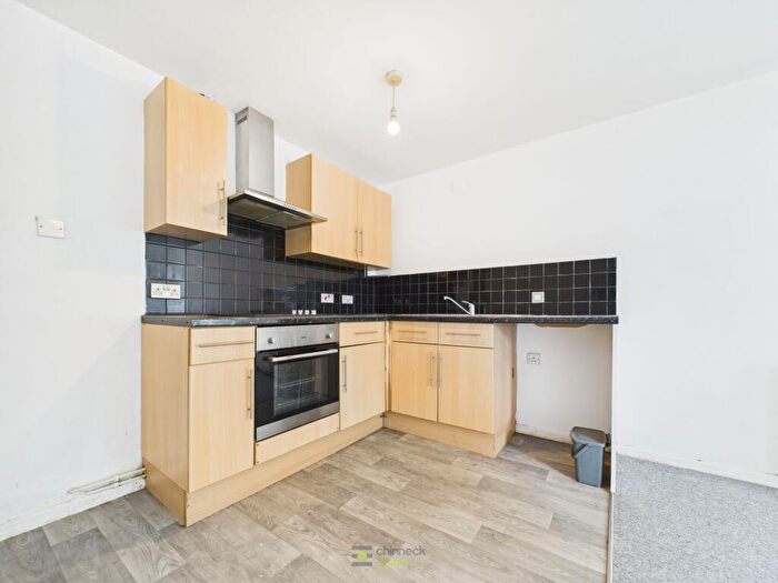 1 Bedroom Flat To Rent In Long Acre Court, Portsmouth, PO1