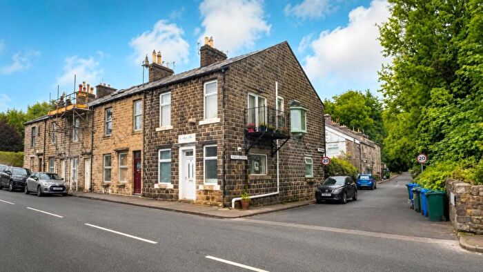 2 Bedroom End Of Terrace House For Sale In Bury Road, Rawtenstall, Rossendale, Lancashire, BB4