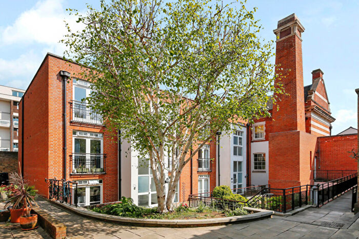 2 Bedroom Apartment For Sale In Bath House, Dunbridge Street, London, E2