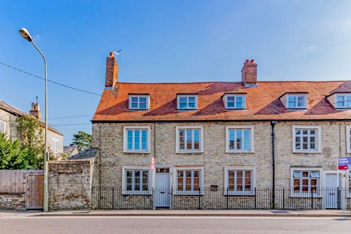 2 Bedroom Apartment To Rent In London Road, Bicester, OX26