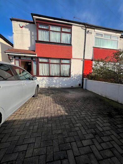 2 Bedroom Semi-Detached House To Rent In Beckenham Gardens, London, N9