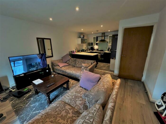 2 Bedroom Apartment To Rent In Caminada House, Hulme, M15