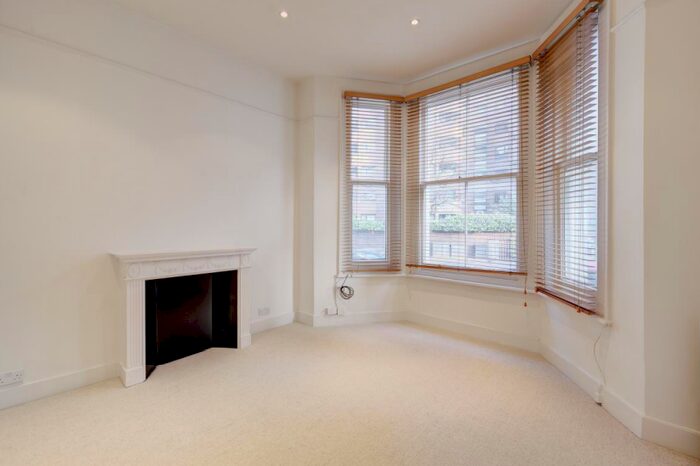 2 Bedroom Flat To Rent In Edith Grove, London, SW10