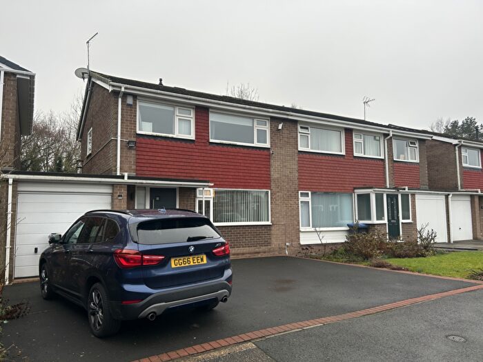 3 Bedroom Semi-Detached House For Sale In Cheveley Walk, Durham, County Durham, DH1