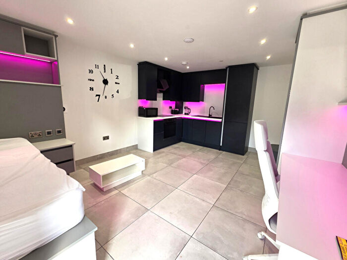 Studio To Rent In Berry Street, Coventry, West Midlands, CV1