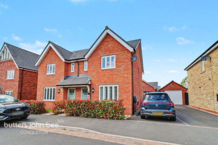 3 Bedroom Semi-Detached House For Sale In Lewis Way, Congleton, CW12