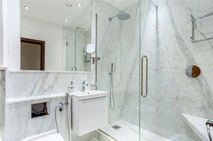 1 Bedroom Flat To Rent In Marathon House, London, NW1