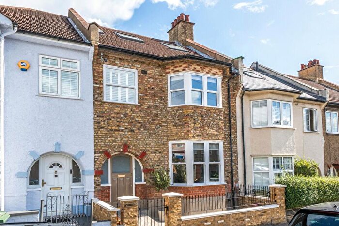 4 Bedroom Terraced House For Sale In Lavengro Road, West Dulwich, London, SE27