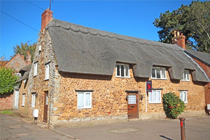 4 Bedroom Semi-Detached House For Sale In Main Street, Little Harrowden, Northamptonshire, NN9