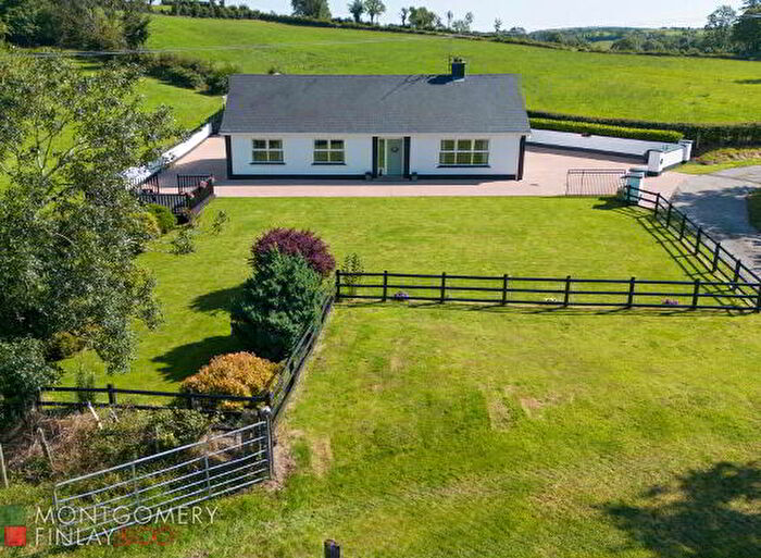 3 Bedroom Detached House With Garages For Sale In Moorfield Road, Trillick, BT78