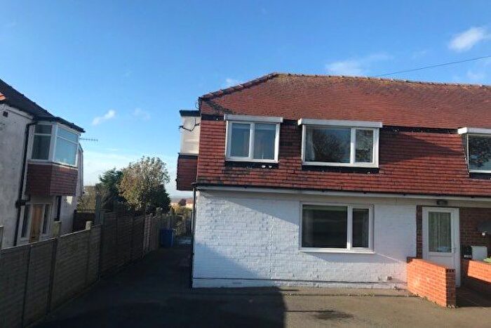 3 Bedroom End Of Terrace House To Rent In Osgodby Lane, Scarborough, YO11