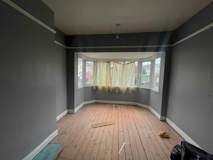 3 Bedroom Semi-Detached House To Rent In Downside Road, Erdington, Birmingham, B24