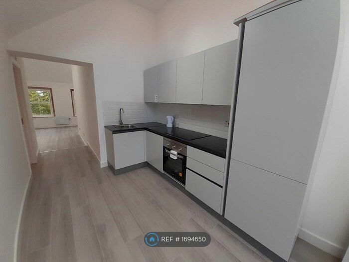 1 Bedroom Flat To Rent In Hatfield Rd, St Albans, AL1