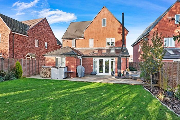 5 Bedroom Detached House For Sale In Gosney Fields, Pinvin, Pershore, Worcestershire, WR10