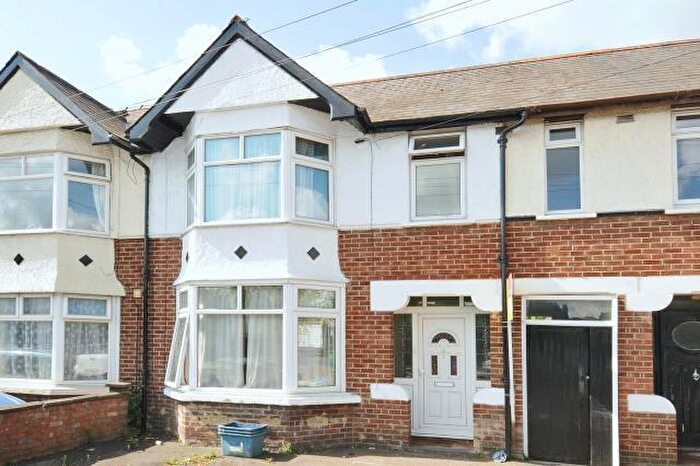 5 Bedroom Semi-Detached House To Rent In Cowley Road, East Oxford, Hmo Ready Sharers, OX4