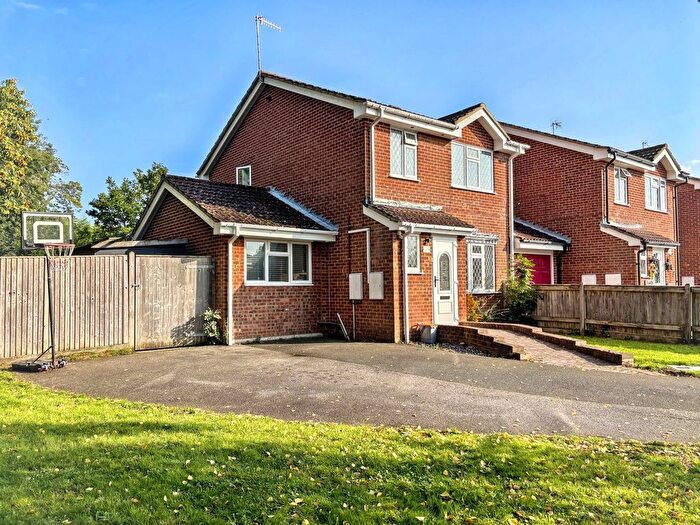 3 Bedroom Detached House For Sale In Spring Lane, Bexhill-On-Sea, TN39