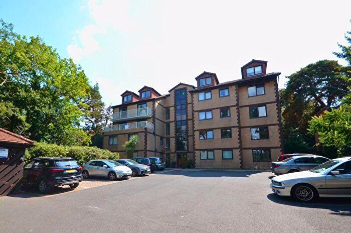 2 Bedroom Flat To Rent In Knyveton Road, Bournemouth, BH1