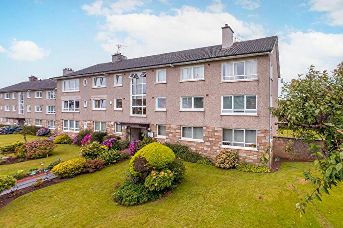 3 Bedroom Apartment For Sale In Fruin Courts, Fruin Avenue, Newton Mearns, Glasgow, G77