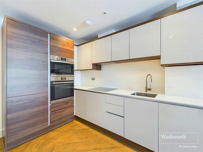 1 Bedroom Flat To Rent In Coopers Yard, A Elm Park Road, Reading, Berkshire, RG30