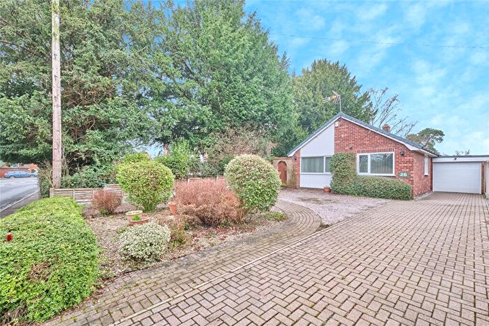 3 Bedroom Bungalow For Sale In Bond End, Yoxall, Burton-on-Trent, Staffordshire, DE13