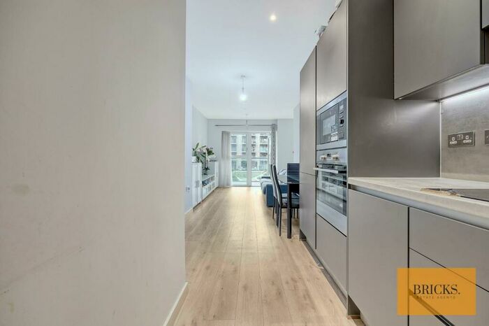 1 Bedroom Flat For Sale In Lyall House, Shipbuilding Way, London, E13