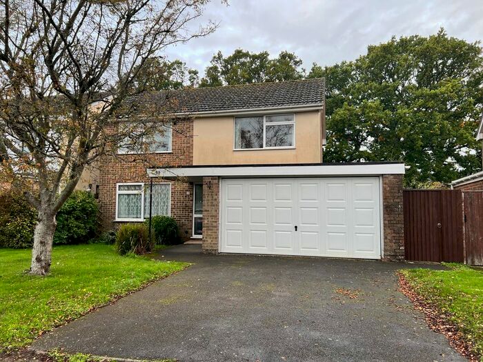 4 Bedroom Property To Rent In Egdon Drive, Wimborne, BH21