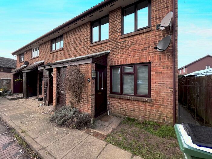 1 Bedroom Maisonette To Rent In Celandine Avenue, Locks Heath, SO31