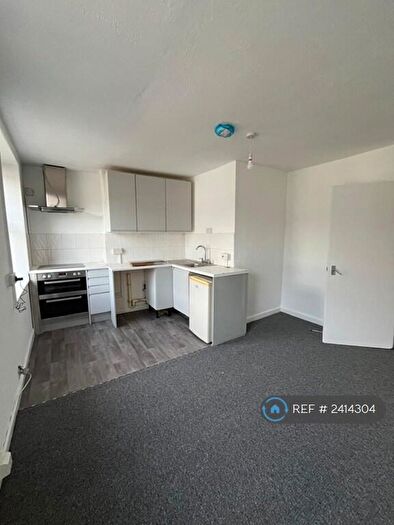 2 Bedroom Flat To Rent In Wellington Street, Gloucester, GL1
