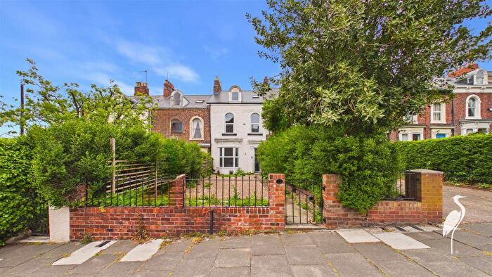 4 Bedroom Terraced House For Sale In The Grove, Ashbrooke, Sunderland, SR2