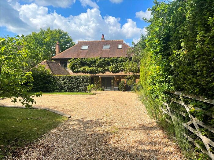 5 Bedroom Detached House For Sale In Wanborough Lane, Cranleigh, Surrey, GU6
