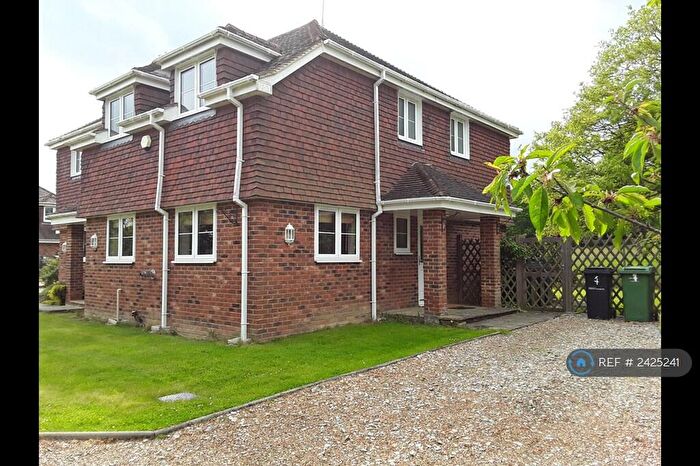 3 Bedroom Semi-Detached House To Rent In Ulcombe, Maidstone, ME17