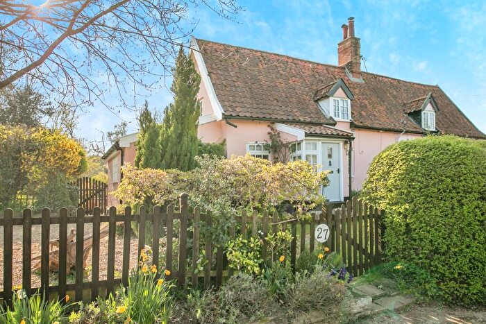 2 Bedroom Semi-Detached House For Sale In Marlesford Road, Hacheston, Woodbridge, IP13