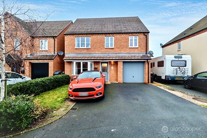 4 Bedroom Detached House For Sale In Harvest Way, Weddington, Nuneaton, CV10