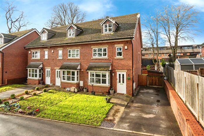 4 Bedroom Town House For Sale In Broad O Th Lane, Bolton, Lancashire, BL1