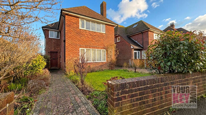 3 Bedroom Detached House For Sale In Surrenden Road, Folkestone, Kent, CT19