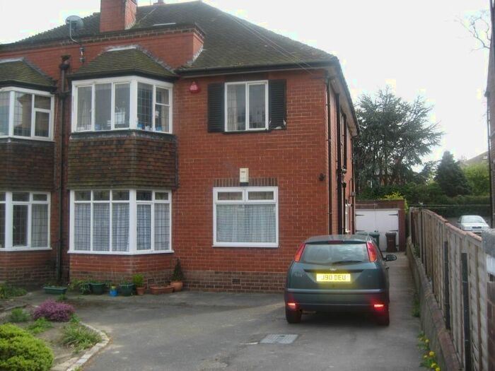 4 Bedroom Flat To Rent In St. Chads Drive, Leeds, West Yorkshire LS6