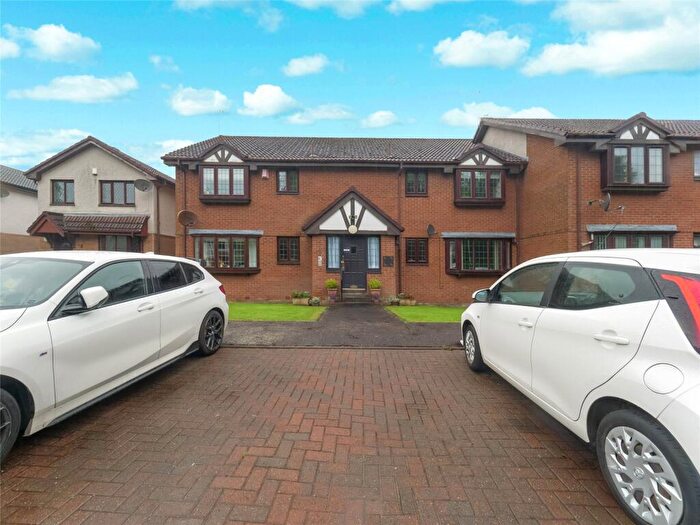 2 Bedroom Flat For Sale In Duncryne Place, Bishopbriggs, Glasgow, East Dunbartonshire, G64