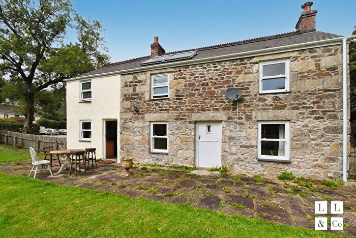 3 Bedroom Detached House To Rent In Cosawes Park, Truro, TR3