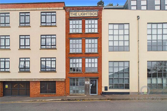 2 Bedroom Flat For Sale In Duke Street, The Mounts, Northampton, NN1
