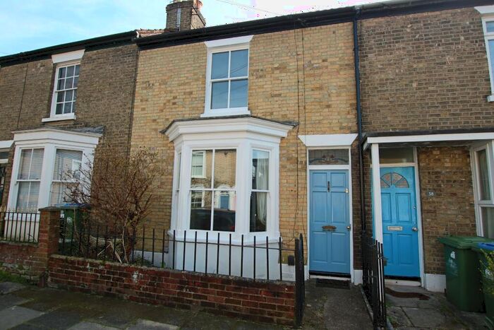 3 Bedroom House To Rent In Polygon, SO15