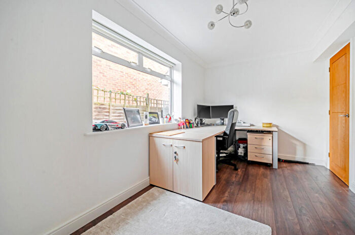 4 Bedroom Detached House For Sale In Hyde End Road, Spencers Wood, Reading, Berkshire, RG7