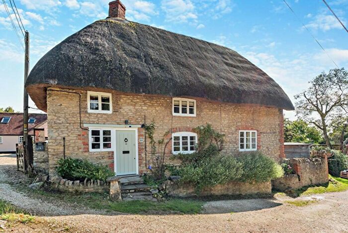 3 Bedroom Cottage For Sale In Mill Lane, Great Haseley, OX44