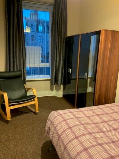 1 Bedroom Flat To Rent In Craig Place, Torry, Aberdeen, AB11
