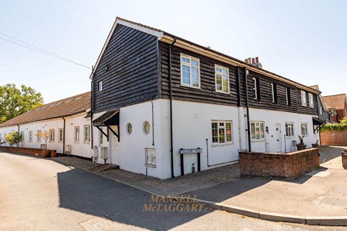 2 Bedroom Terraced House For Sale In Copthorne Bank, Copthorne, RH10