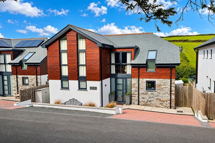 4 Bedroom House For Sale In Mourton Hall, Trevone, PL28