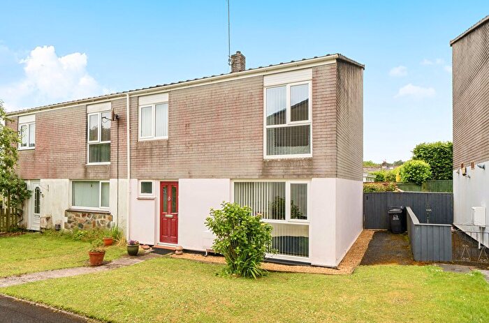 3 Bedroom Semi Detached House For Sale In Fairway Avenue, Ivybridge, PL21