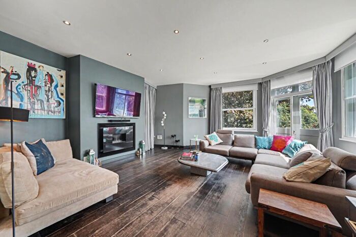5 Bedroom Apartment For Sale In Langland Gardens, Hampstead, London, NW3