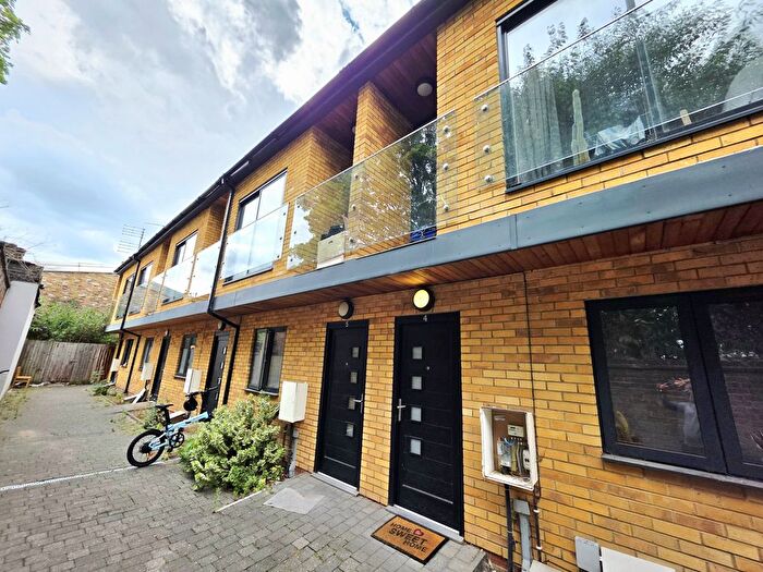 4 Bedroom Terraced House To Rent In Lotus Mews, Sussex Way, Archway, N19