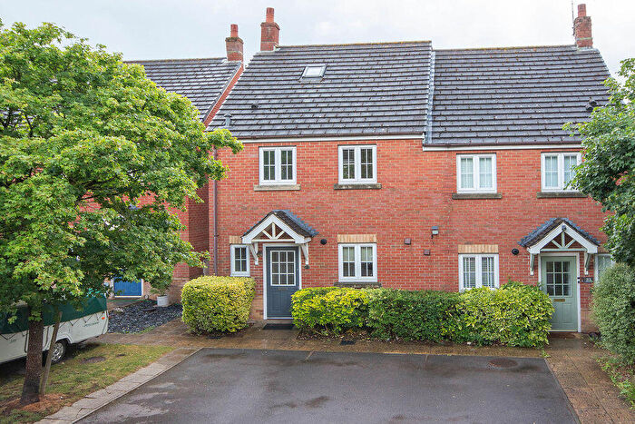 4 Bedroom Town House For Sale In Georgina Close, Hazel Farm, SO40